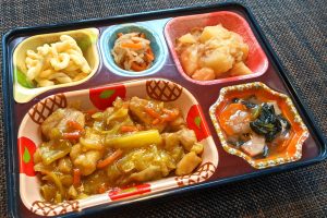 鶏肉とキャベツのカレー炒め